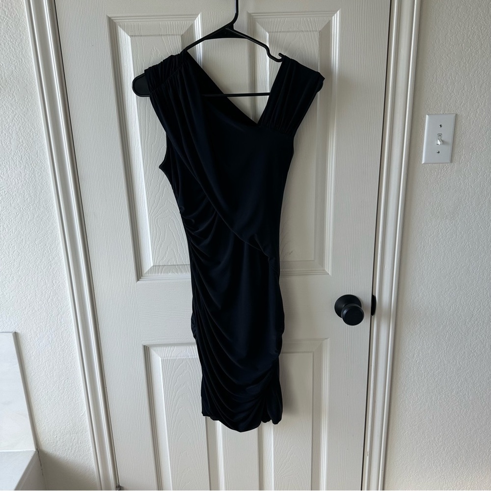 Aqua bloomingdales stretchy ruched asymmetrical bodycon dress